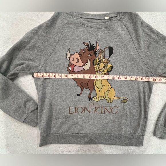 Women’s XL Disney’s The Lion King Crewneck Sweatshirt - Picture 6 of 6
